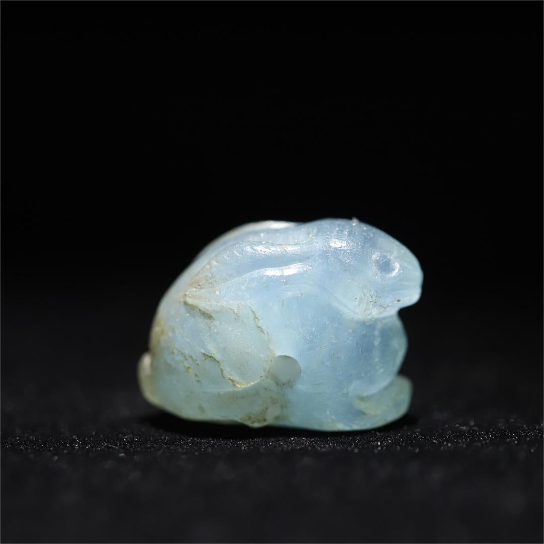 A beautiful aquamarine carved jade rabbit carving (1 of 6)