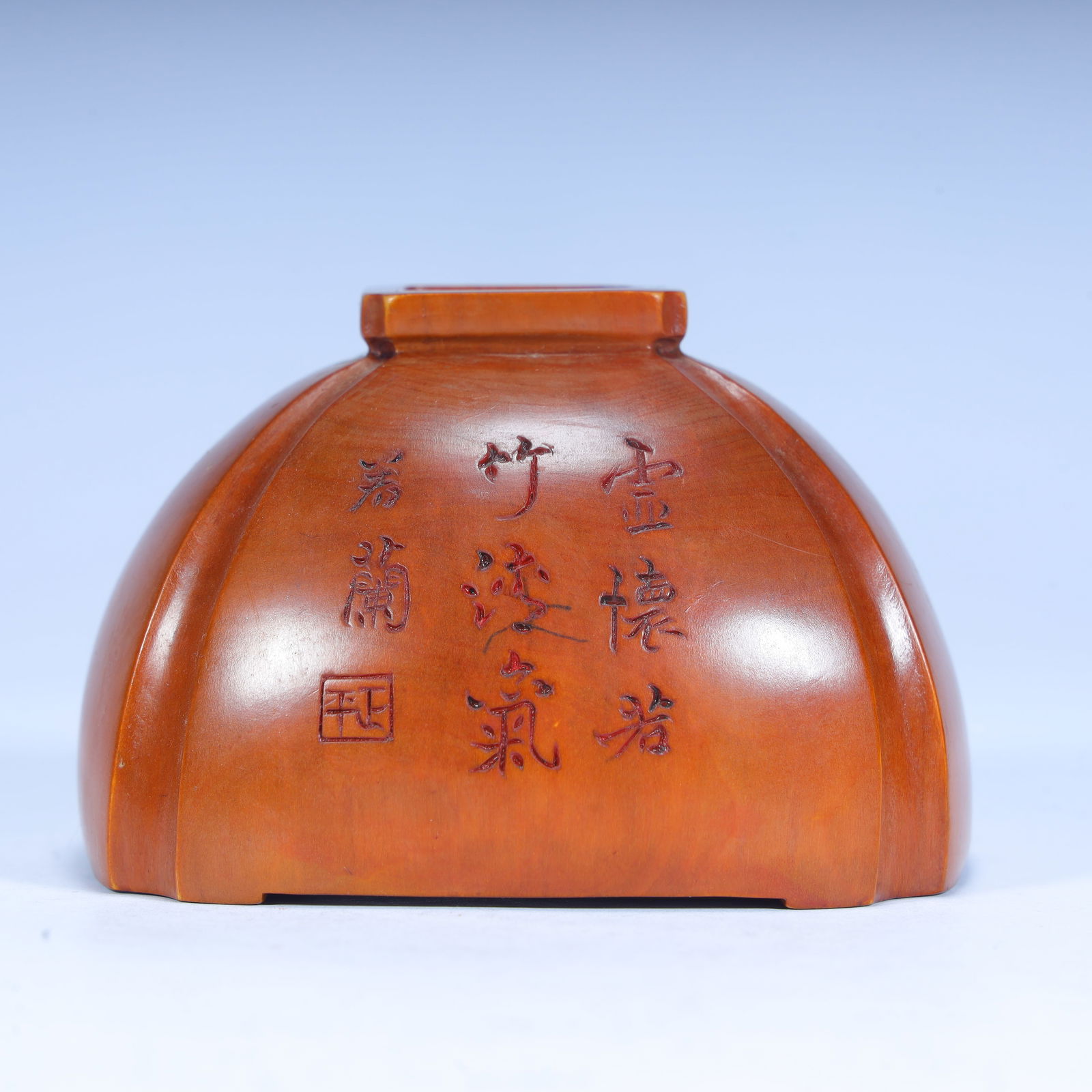 A boxwood woodcut poetry water bowl of the Qing Dynasty: Qing Dynasty boxwood woodcut poetry water bowl Size: H:5.5cm L: 8.5cm W:7.8cm W:120g (The Dimensions Of All Batches Are Manually Measured.If You Need More Detailed Information, Please Contact Our Cust