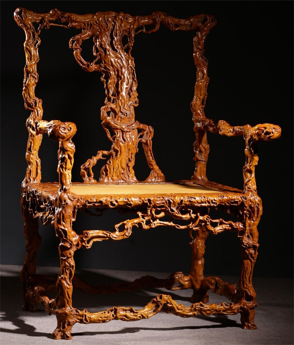 A fine boxwood official hat chair carved with interlocking mortise and tenon structure (1 of 9)