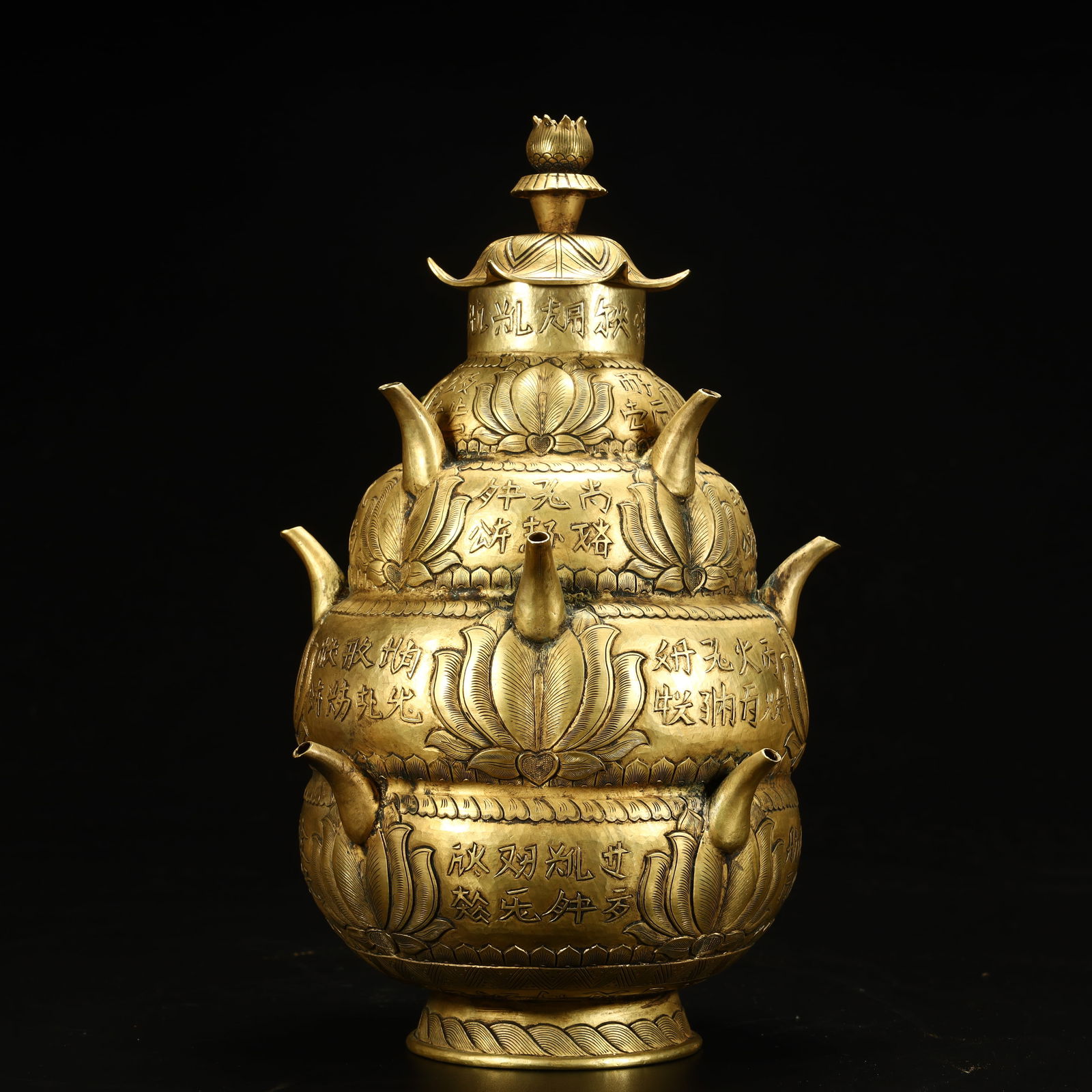 A gourd-shaped pot with a copper gilt multi-tube lotus pattern inscription from the Qing Dynasty (1 of 10)