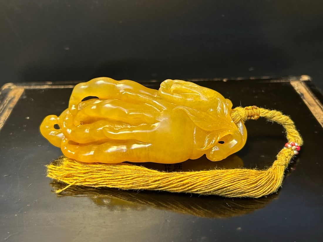 A beautiful Tian Huang Buddha's hand pendant is still made (1 of 6)