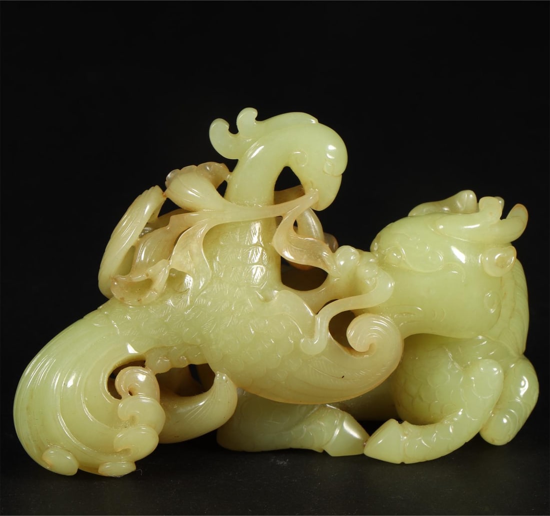 A Qing Dynasty Hetian Huang Yulin Feng Chengxiang ornament (1 of 9)