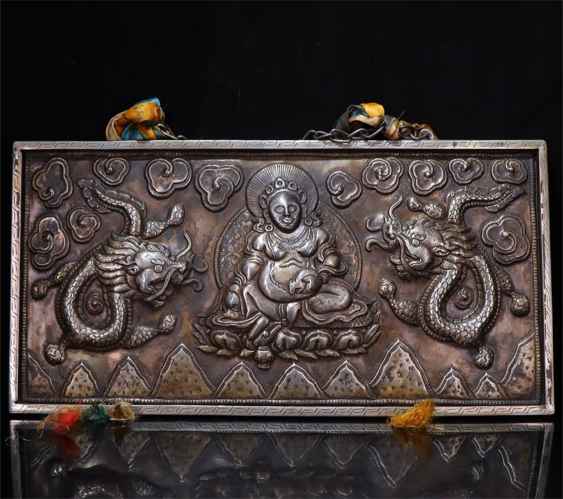 A beautiful Tiantie hand-engraved yellow God of Wealth thangka (1 of 8)