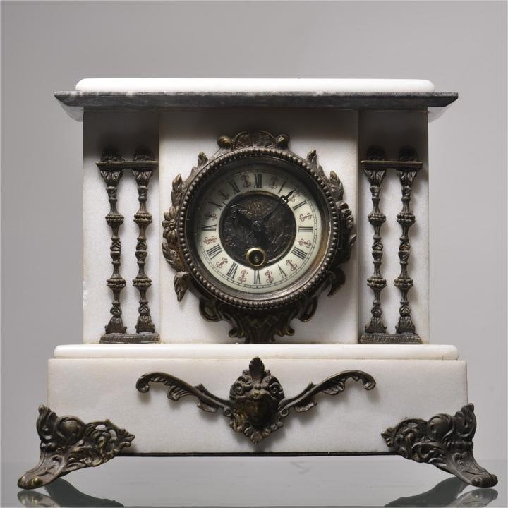 A fine bronze Carrara marble table clock: Exquisite bronze inlaid Carrara marble table clock Size:H:26cm W:29cm (The Dimensions Of All Batches Are Manually Measured.If You Need More Detailed Information, Please Contact Our Customer Service Be
