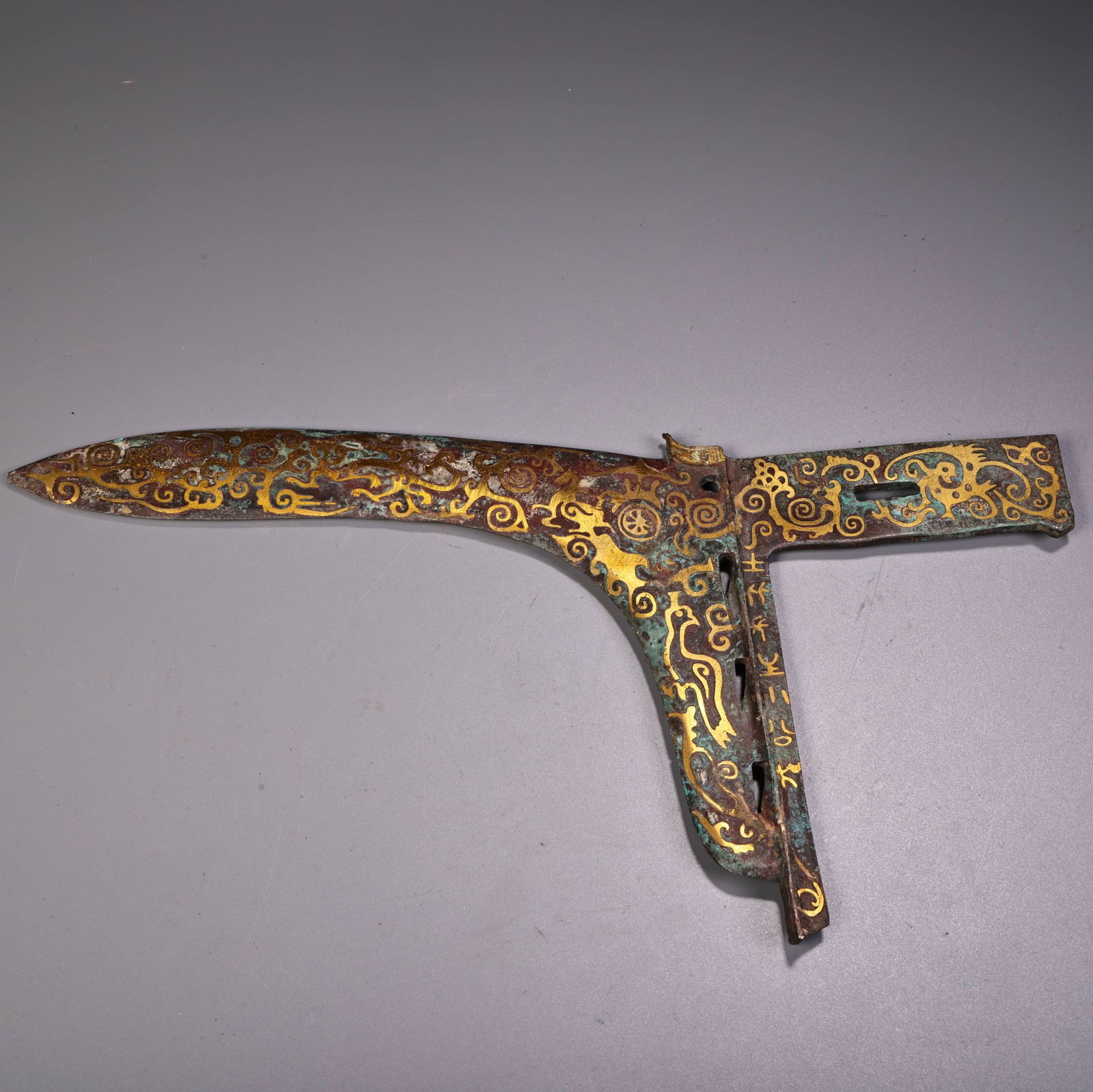 A fine gilded bronze with an inscription Ge (1 of 10)