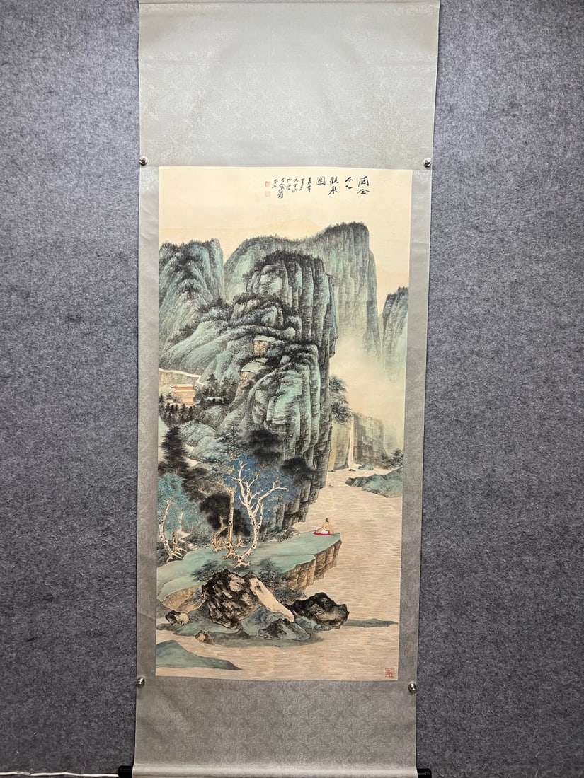 A landscape painting by Zhang Daqian: Zhang Daqian's landscape painting Flower core Size:168×81cm (The Dimensions Of All Batches Are Manually Measured.If You Need More Detailed Information, Please Contact Our Customer Service Before Bidd
