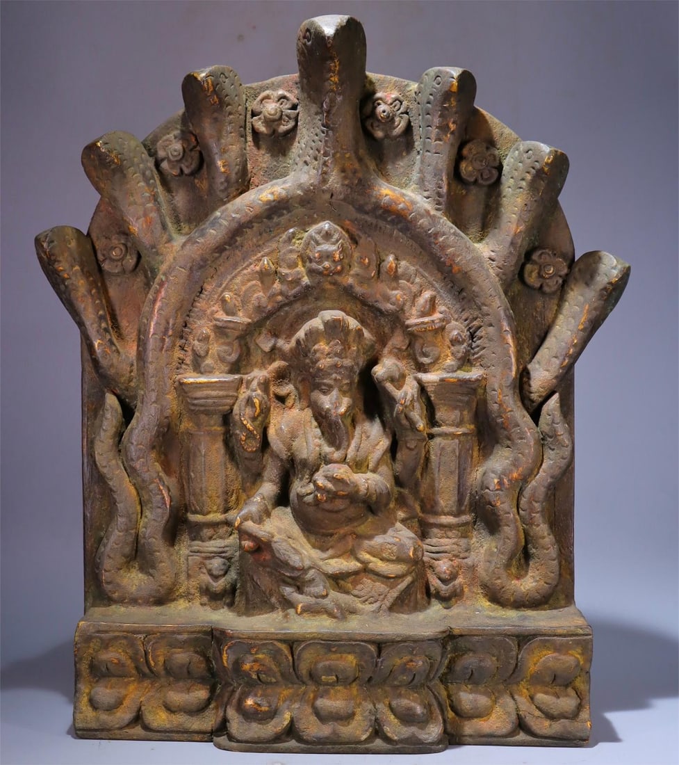 A beautiful agarwood elephant trunk Buddha shrine (1 of 10)