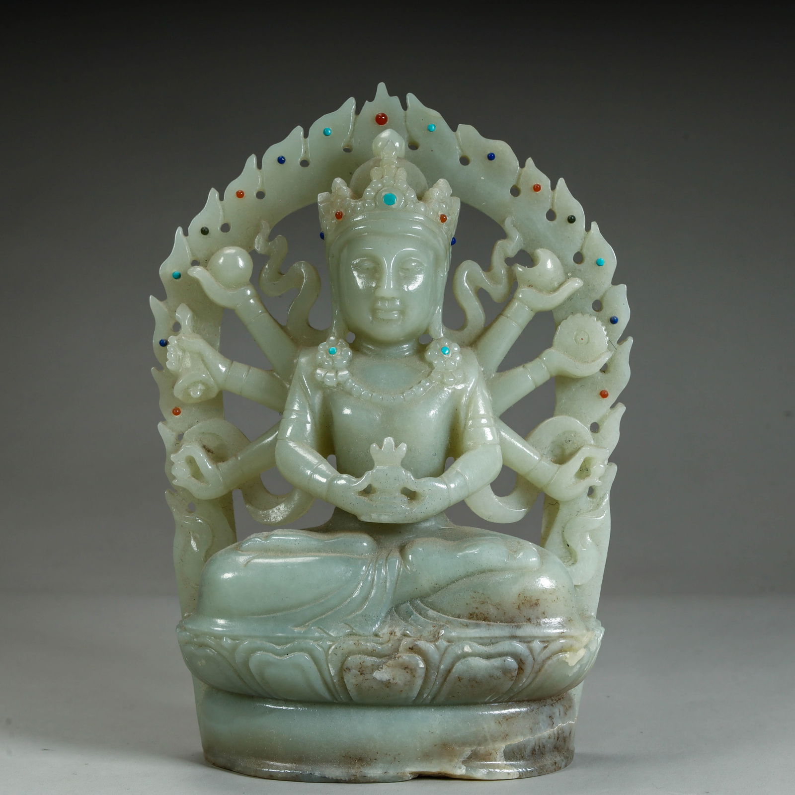A Qing Dynasty Hetian jade thousand-handed Guanyin ornament (1 of 11)