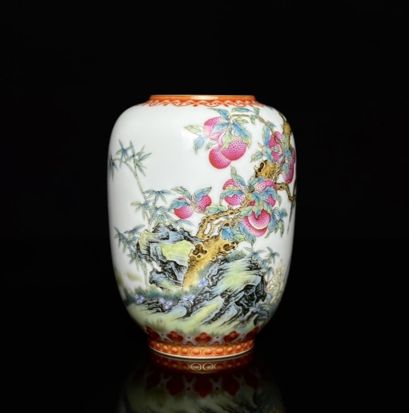 An Exquisite Iron-Red Painted Gold Flower and Bird Pattern with poem Vase (1 of 8)