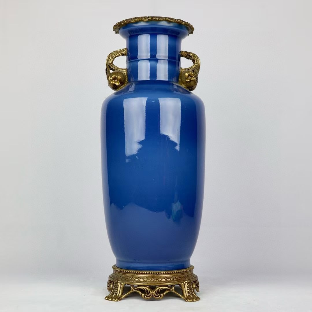 An Exquisite Ji Blue Glazed Inlaid Bronze Double-Ears Vase (1 of 8)