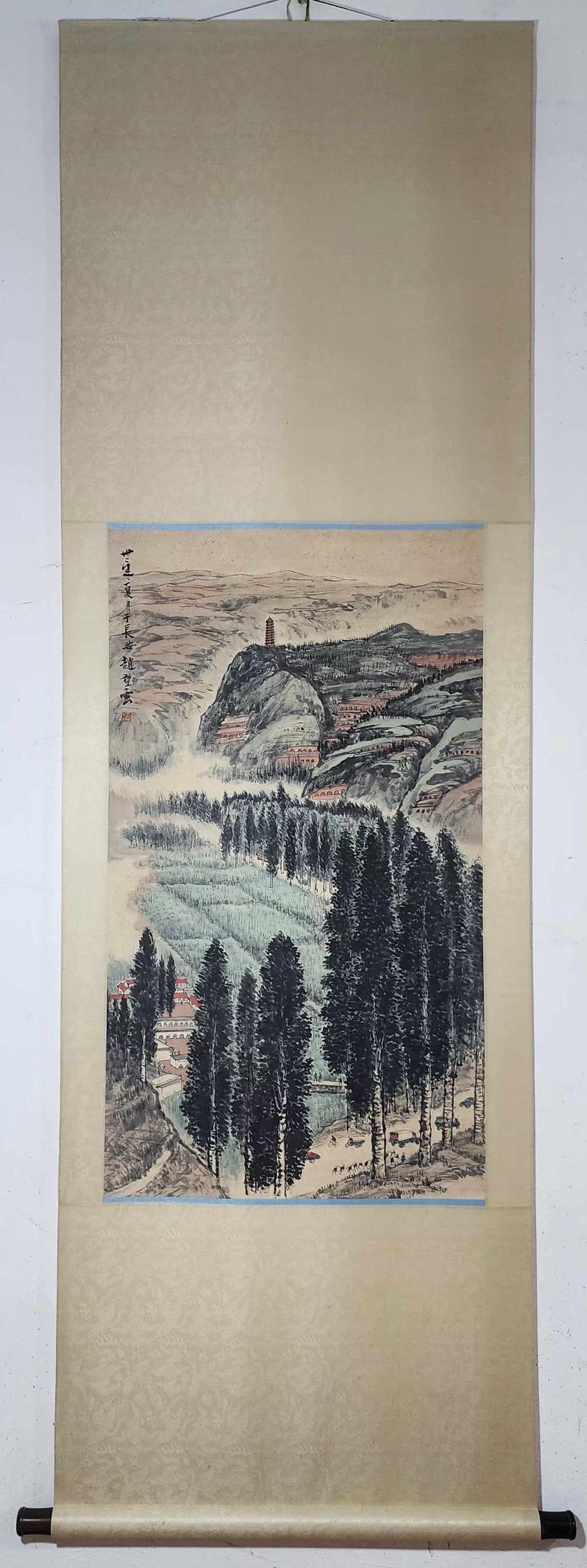 A Chinese Vertical Scroll Ink Painting of Landscape on Paper: A Chinese Vertical Scroll Ink Painting of Landscape on Paper Zhao wang yun Without frame Size:92cmx52cm (The Dimensions Of All Batches Are Manually Measured.If You Need More Detailed Information, Plea