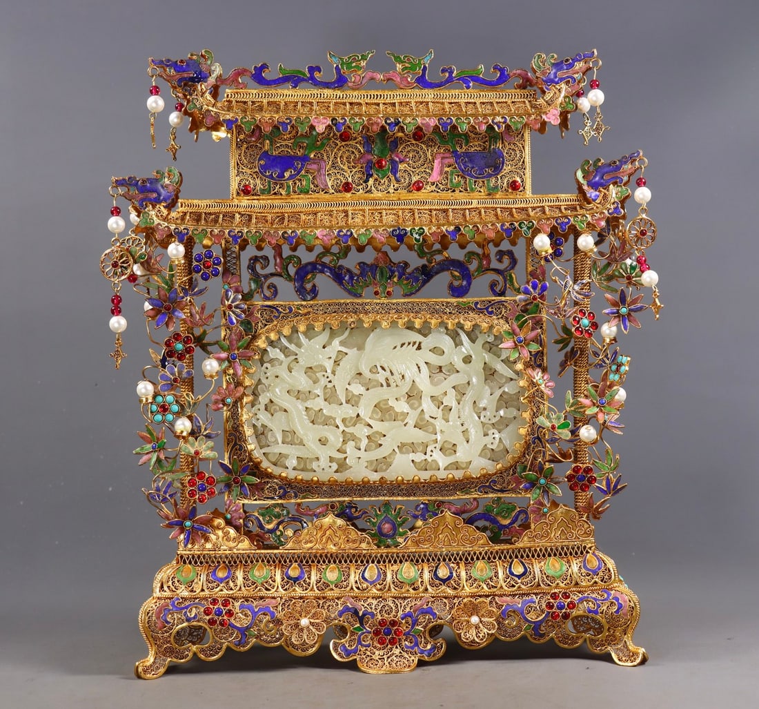 An Exquisite Gilt Bronze Inlaid White Jade Lotus Pattern Screen (1 of 9)