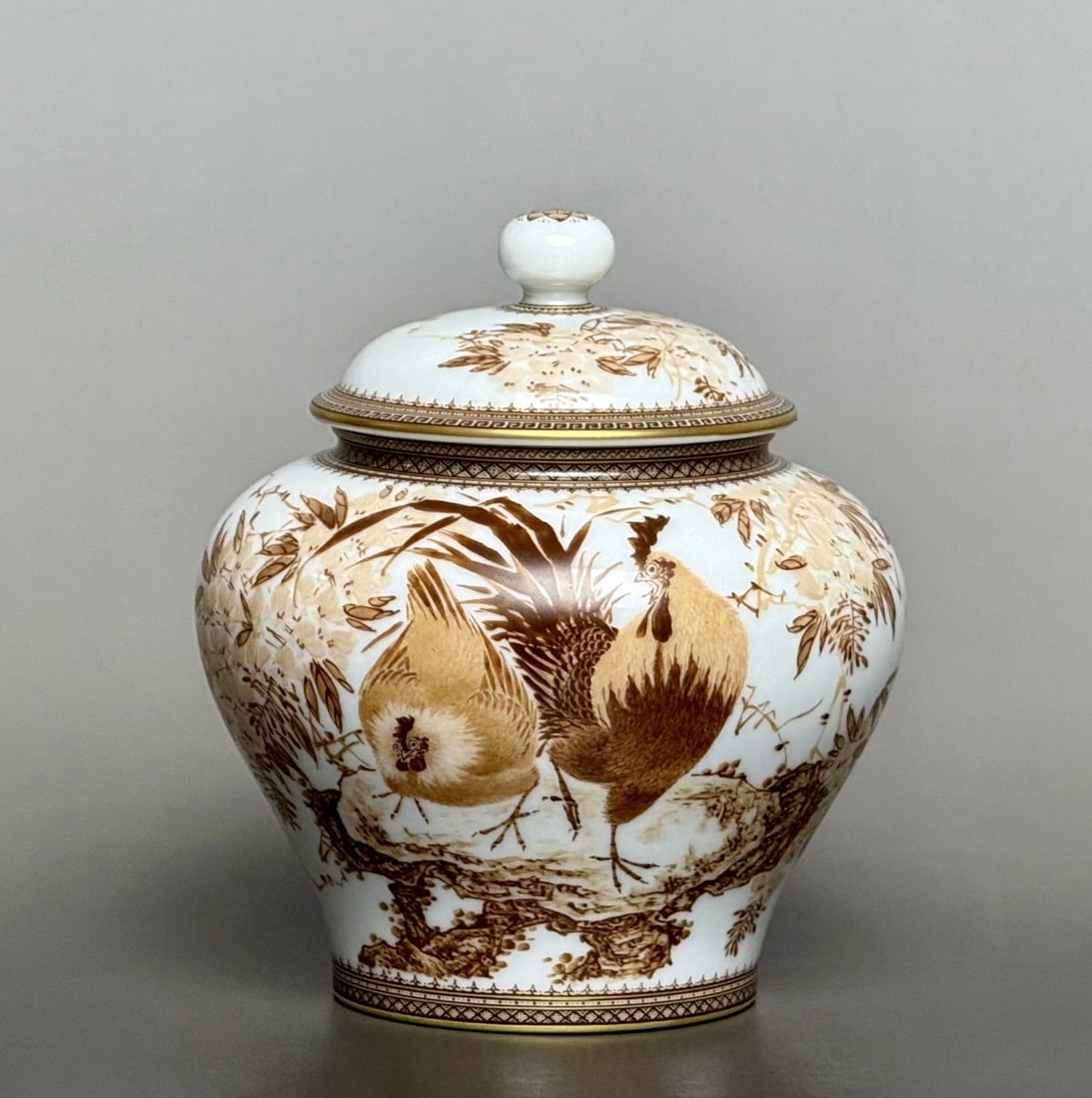 An Exquisite Ink Color Painted Gold Rooster Pattern with poem Jar (1 of 8)