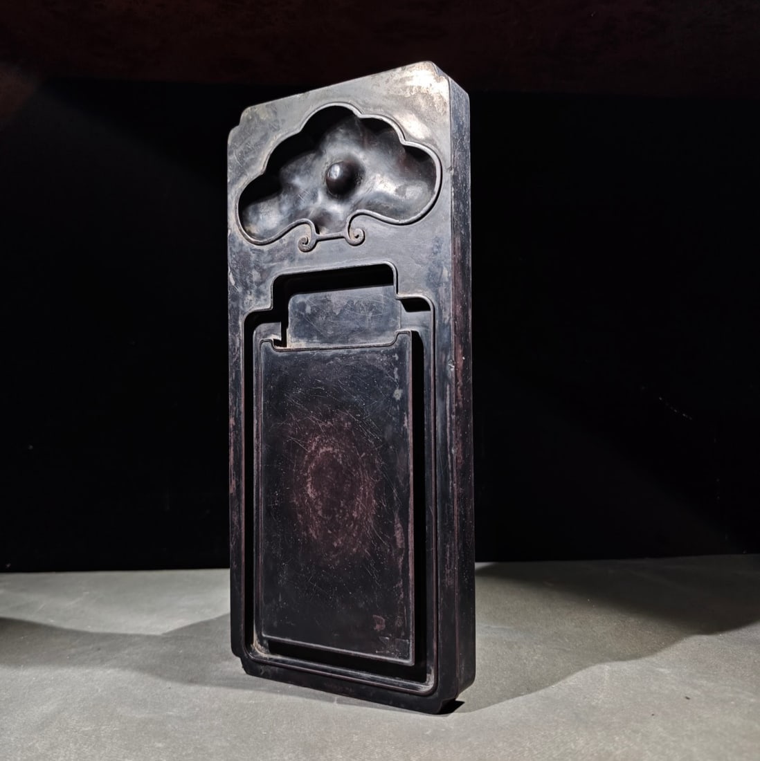 An Exquisite with poem Inkstone: An Exquisite with poem Inkstone Wang fan lin Size:35.8cmx15.6cmx2.5cm (The Dimensions Of All Batches Are Manually Measured.If You Need More Detailed Information, Please Contact Our Customer