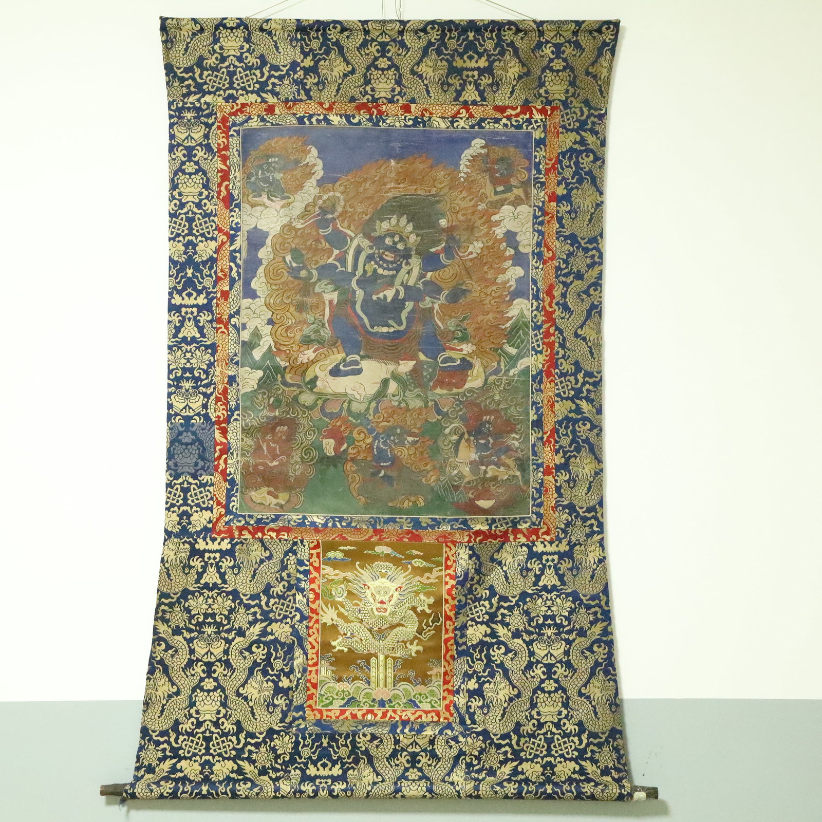 An Exquisite Brocade Painted Color Statue of Vajra Tangka (1 of 10)