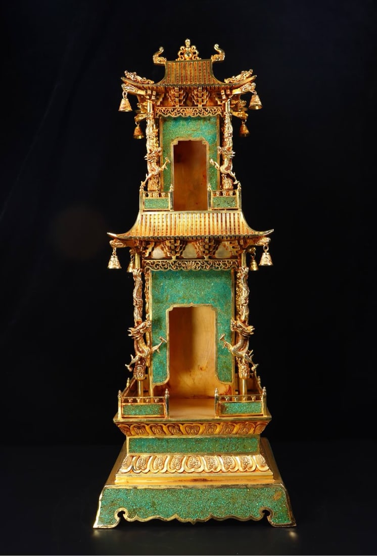 An Exquisite Gilt Bronze Inlaid Turquoise Dragon Pattern Pagoda: An Exquisite Gilt Bronze Inlaid Turquoise Dragon Pattern Pagoda Qing Dynasty, China Qianlong Four-character Mark Size:72cmx27.5cmx24.5cm Weight:13200g (The Dimensions Of All Batches Are Manually Measu