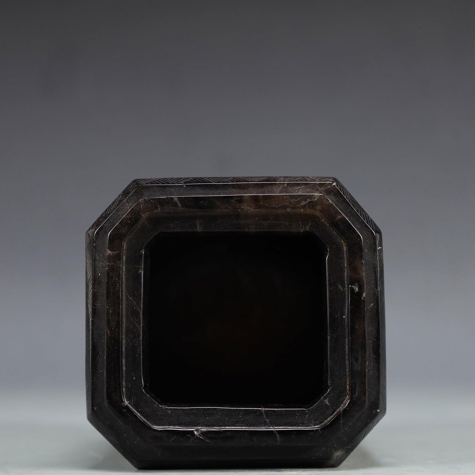 A Exquisite Crystal Dragon Pattern Vase - 6