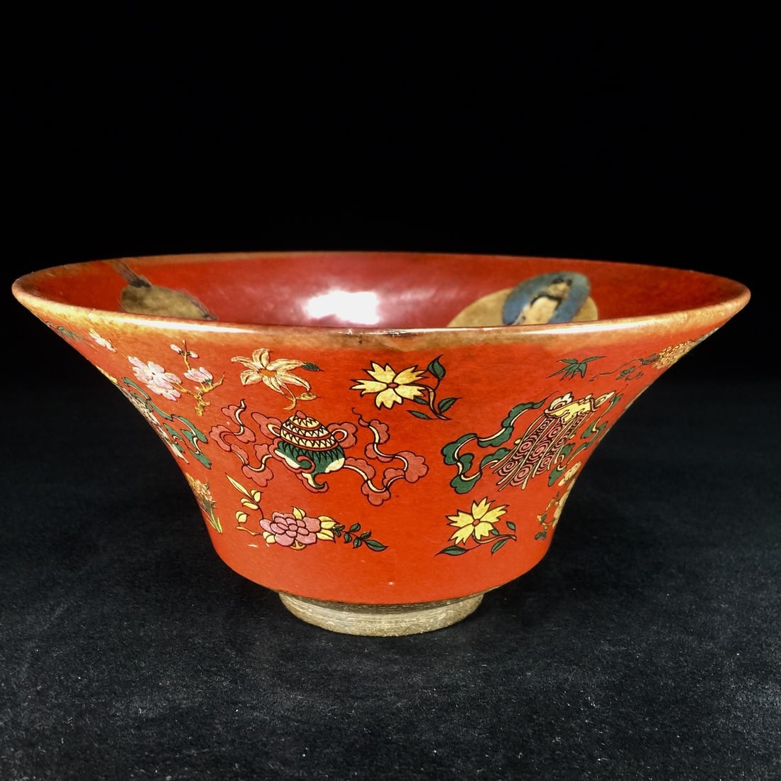 An Exquisite Jian yao Eight Treasures Pattern Flower Pattern Figure Pattern Bowl (1 of 9)