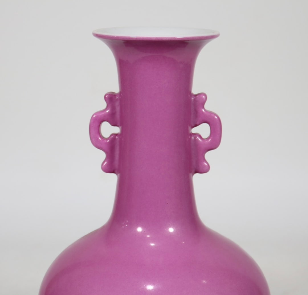 An Exquisite Ruby Red-Glazed Double-Ears Vase - 4