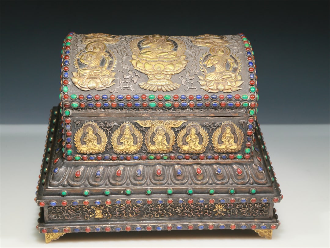 A Gorgeous Gilt-Silver Gem-Inlaid 'Buddha Shakyamuni' Box With Six Scrolls Of Buddhist Sutras (1 of 11)