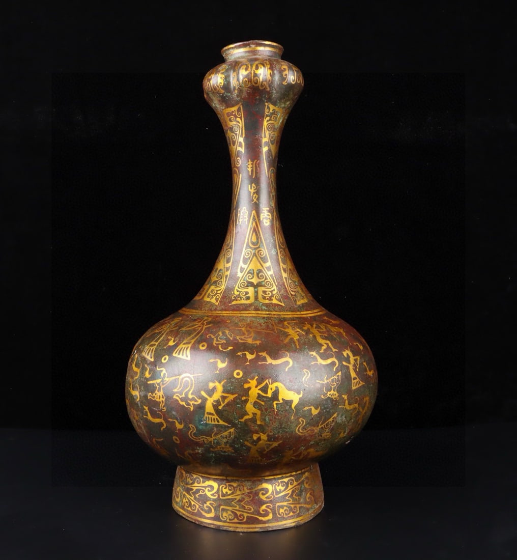 An Exquisite Bronze Inlaid Gold Character and Story Pattern Vase: An Exquisite Bronze Inlaid Gold Character and Story Pattern Vase Han Dynasty, China Size:23cmx43cm Weight:3550g (The Dimensions Of All Batches Are Manually Measured.If You Need More Detailed Informati