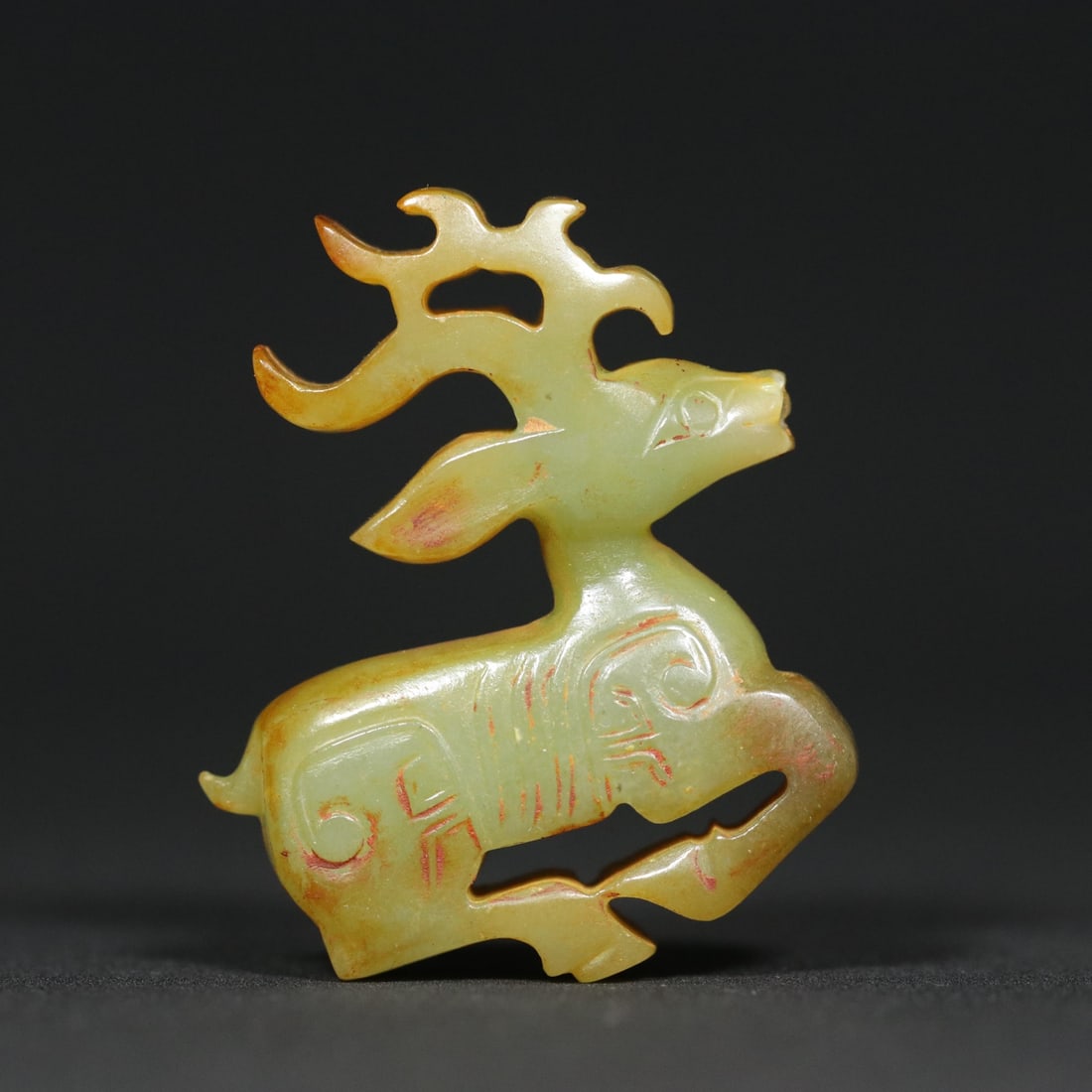 An Exquisite White Jade Deer Pendant - 2