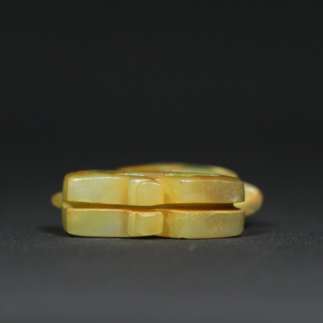 An Exquisite White Jade Deer Pendant - 3