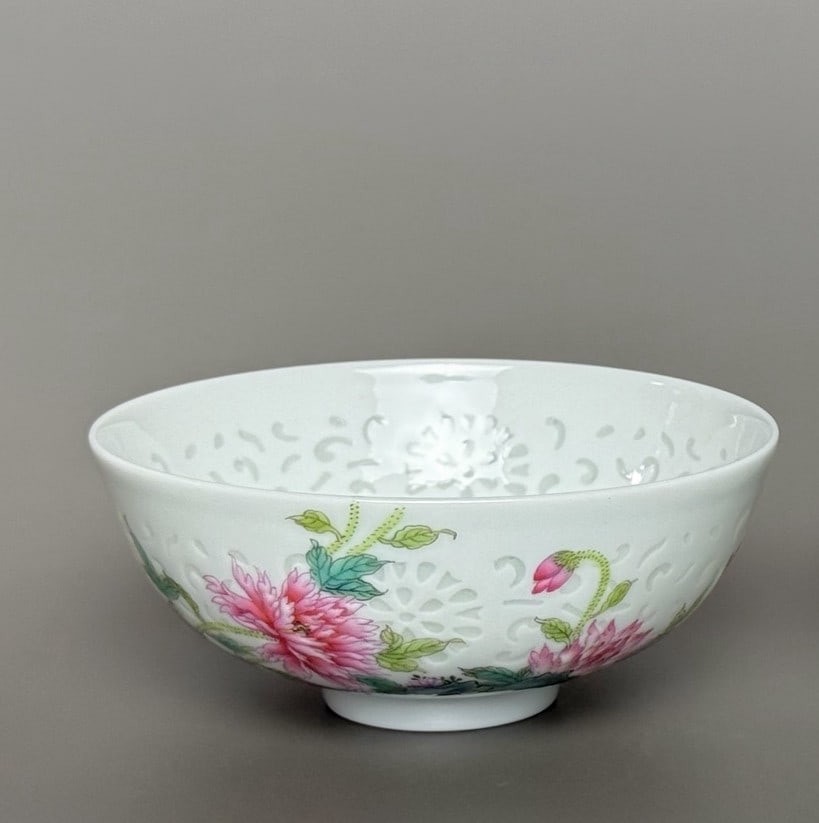 An Exquisite Enamel Flower and Bird Pattern with poem Bowl (1 of 7)