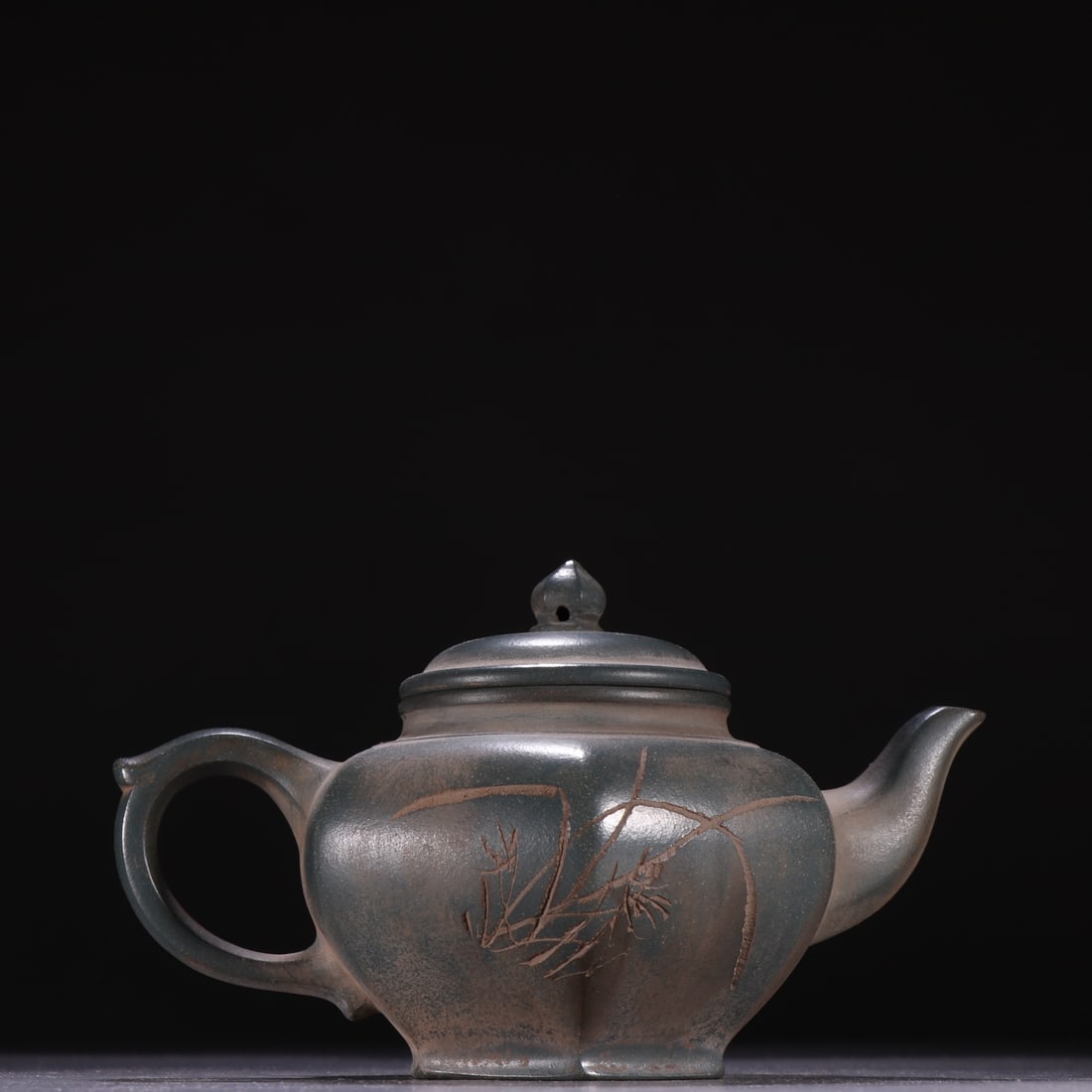 An Exquisite Purple Sands with poem Teapot (1 of 9)