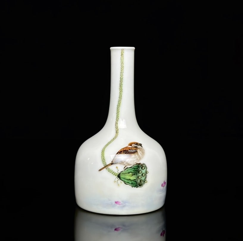 An Exquisite Enamel Flower and Bird Pattern Vase (1 of 7)