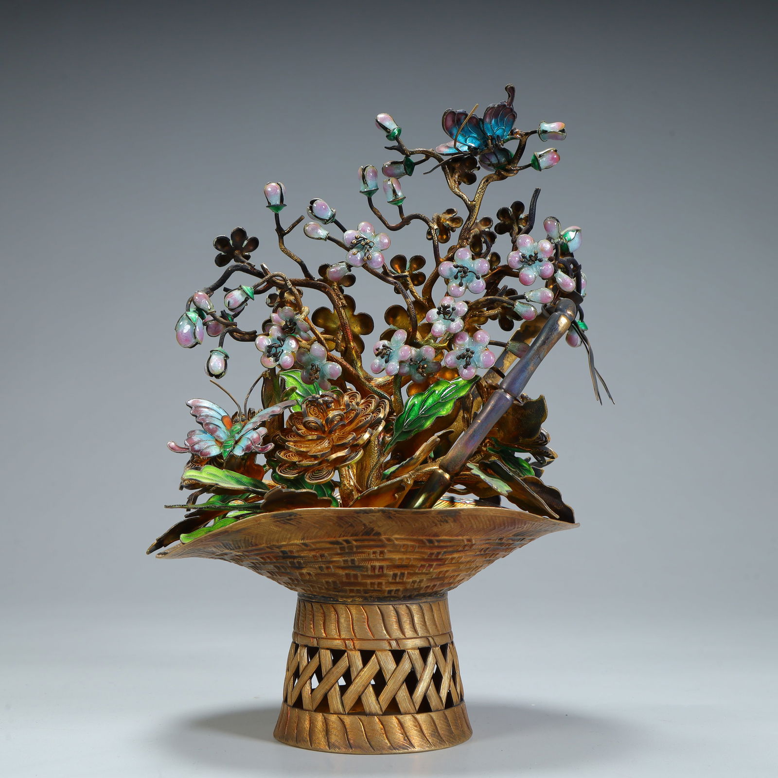 A silver-gilt silk burnt blue flower ornament (1 of 9)