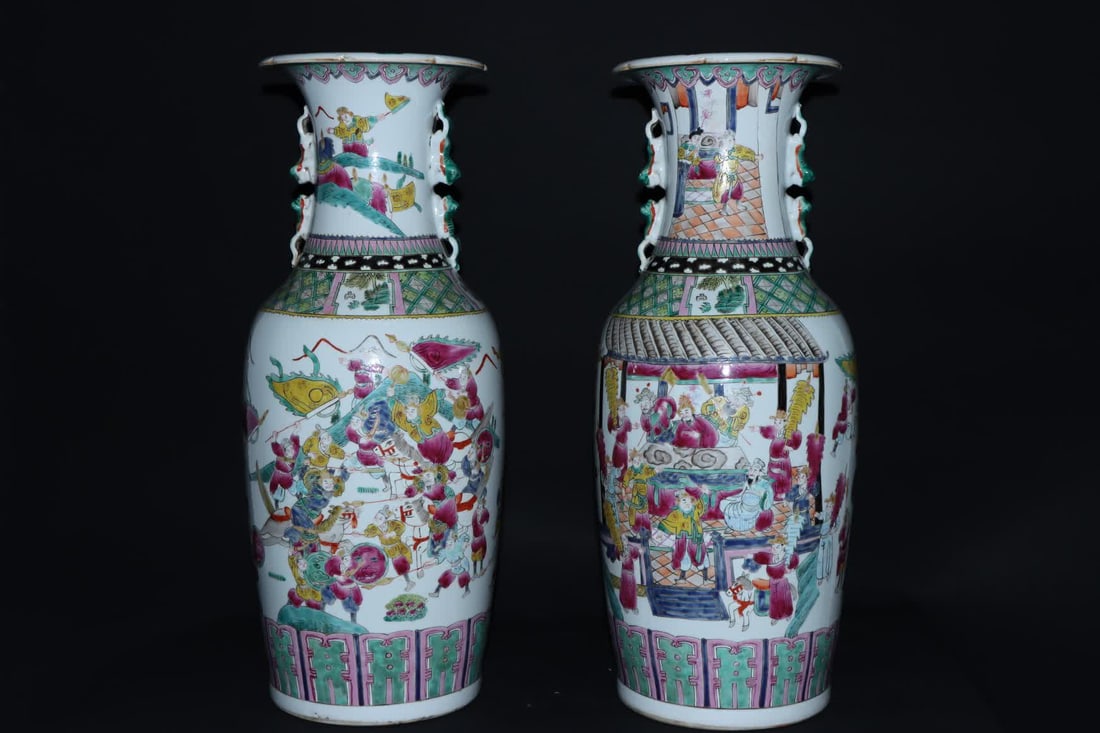 A pair of large vases of Qing Dynasty Tongzhi color character pictures (1 of 15)