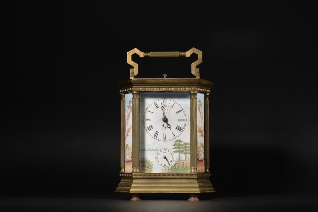 A 19th-century bronze tire painting enamel Western figure pattern hexagonal clock: 19th century copper tire painting enamel Western figure pattern hexagonal bell SIZE: H:16cm (The Dimensions Of All Batches Are Manually Measured.If You Need More Detailed Information, Please Contact O