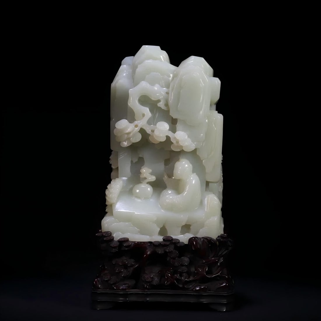 A Qing Dynasty Panasonic Luohan Mountain ornament (1 of 11)