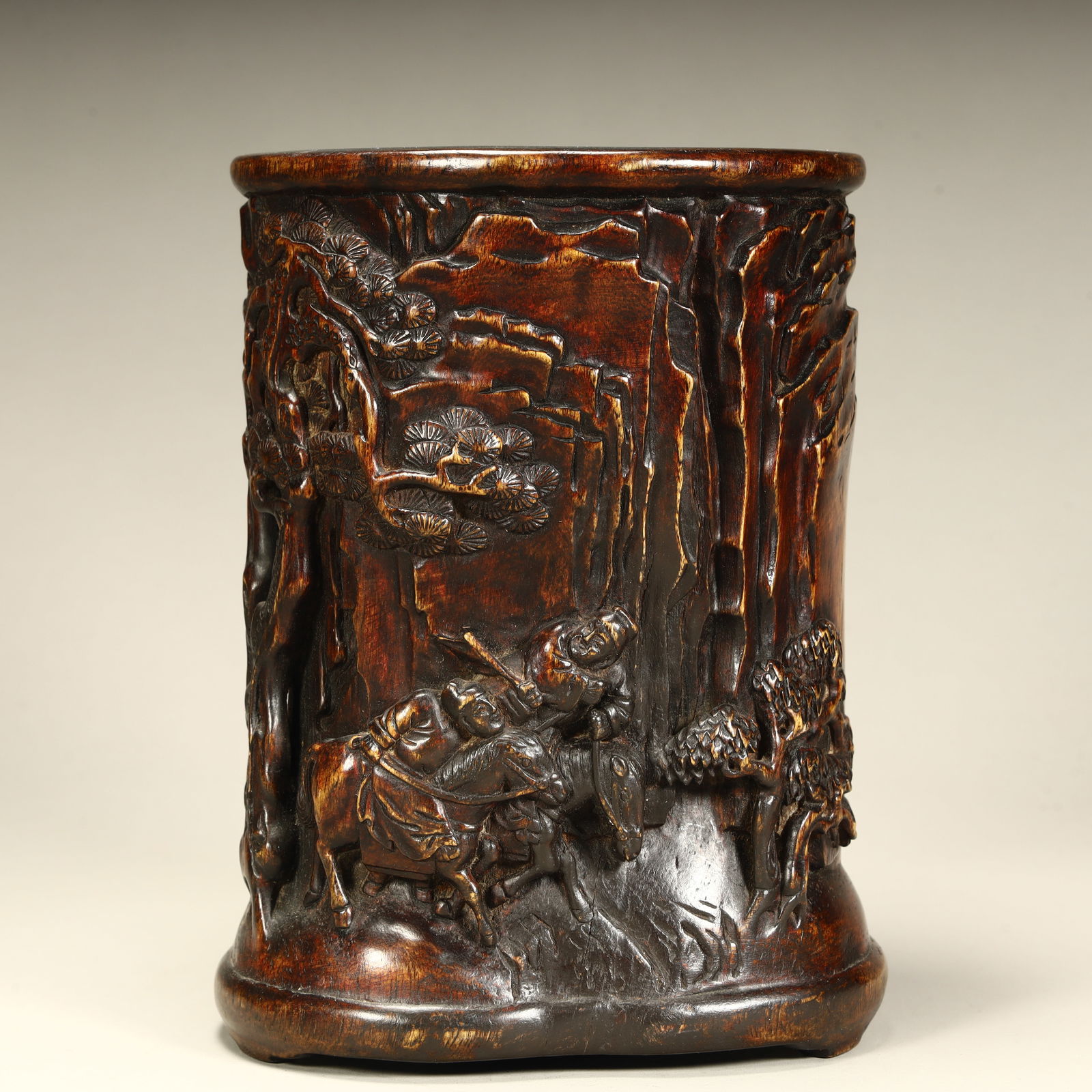 A Qing Dynasty agarwood carved landscape figure pattern pen holder: Qing Dynasty agarwood carving landscape character pattern pen holder SIZE: H:16cm L:12cm W:11.5cm W:336g (The Dimensions Of All Batches Are Manually Measured.If You Need More Detailed Information, Ple