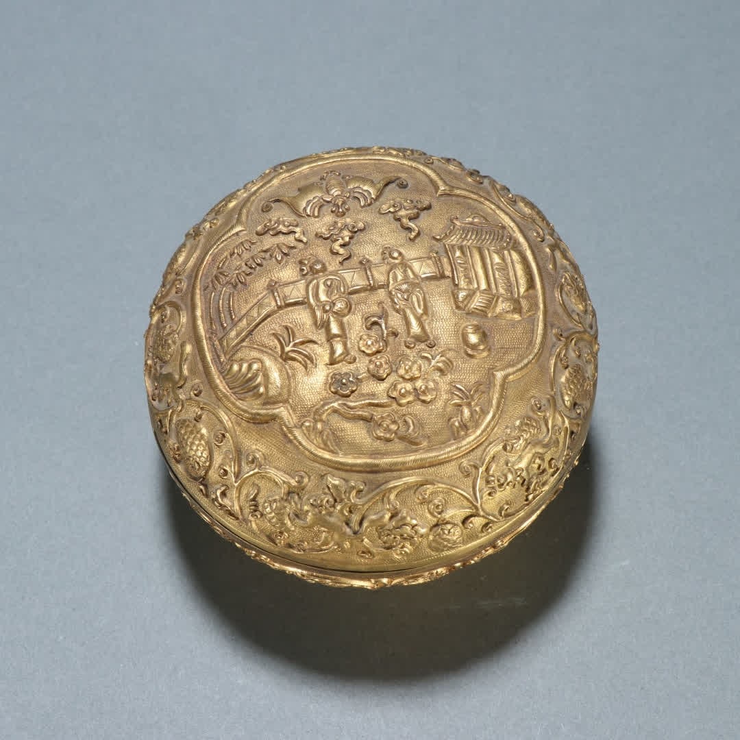 A Qing Dynasty copper gilt character picture story cover box (1 of 9)