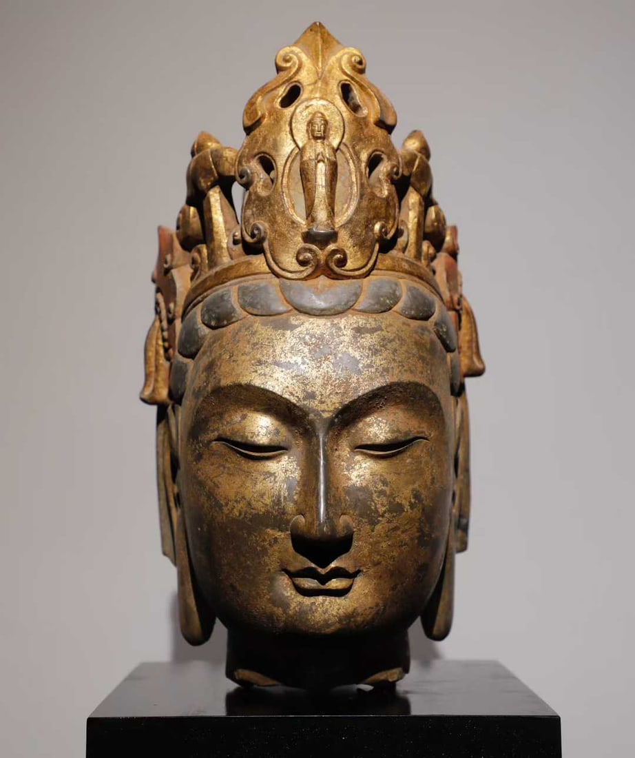 A piece of Northern Qi bluestone gilded painted Guanyin head (1 of 9)