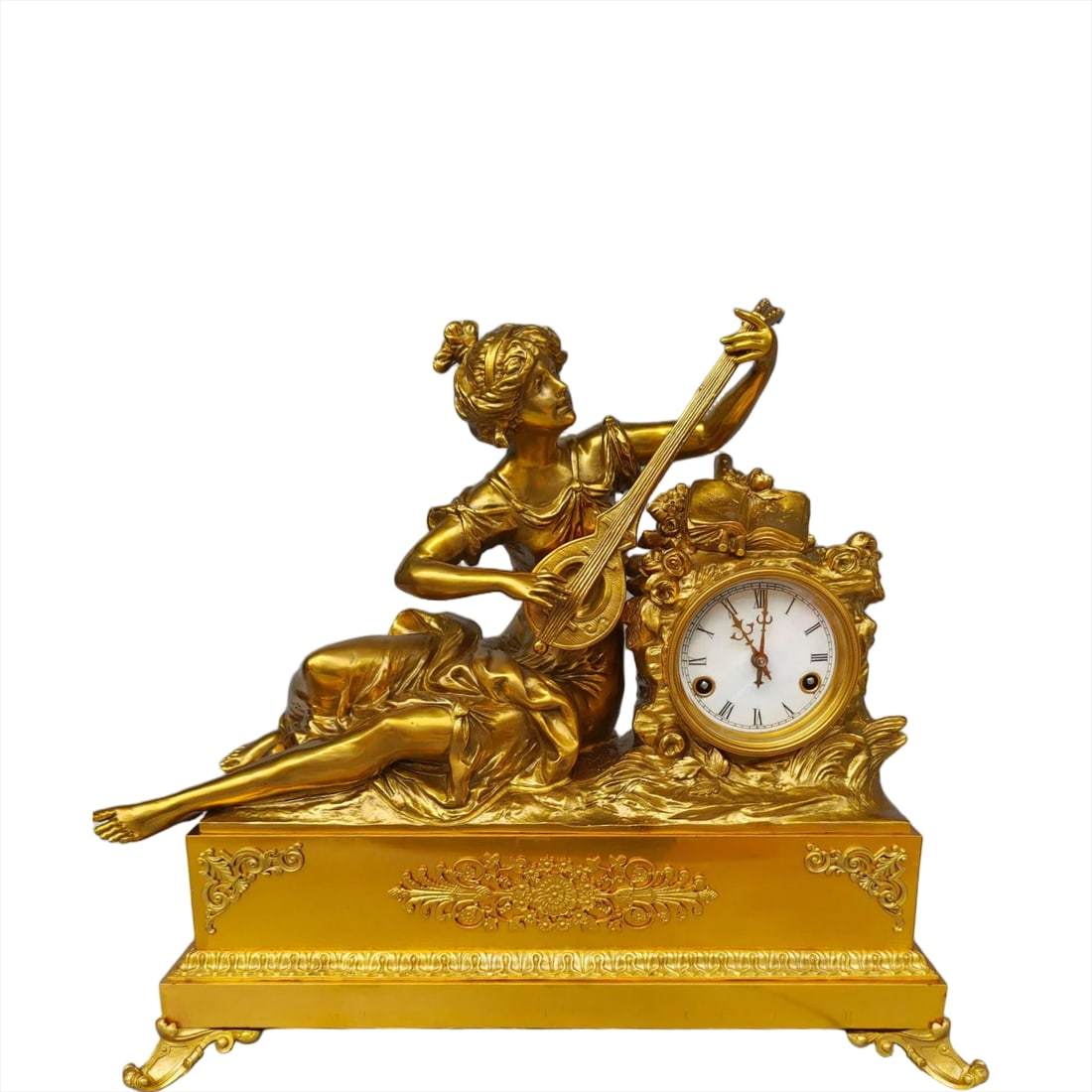 A classical European mechanical table clock (1 of 9)