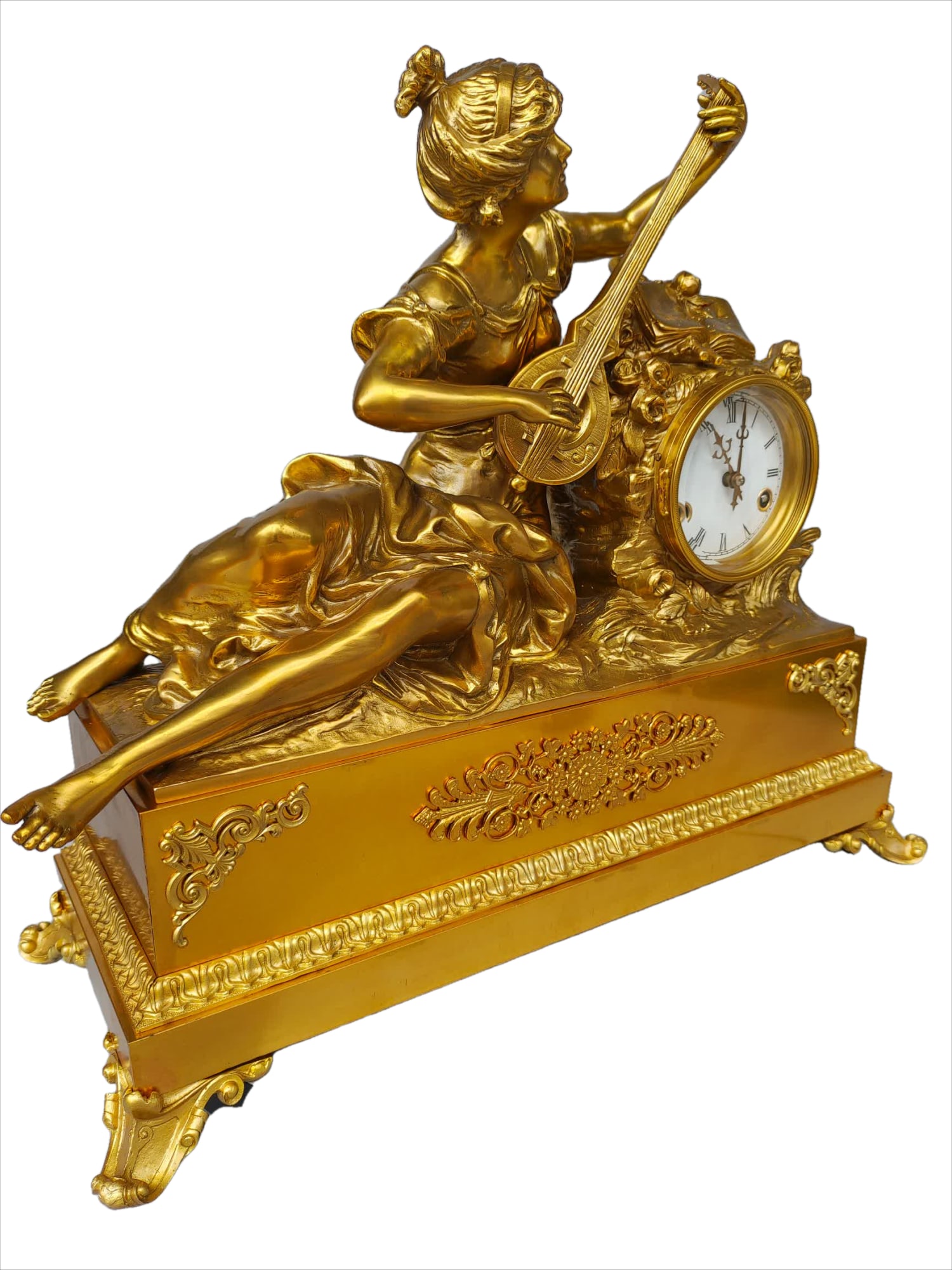 A classical European mechanical table clock - 2