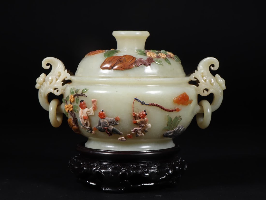 A picture of a Qing Dynasty Hetian jade inlaid treasure baby play picture of an amphora living ring: Qing Dynasty Hetian jade inlaid treasure baby play picture binaural living ring stove SIZE: L:18cm W:12.5cm H:11cm W:650g (The Dimensions Of All Batches Are Manually Measured.If You Need More Detailed