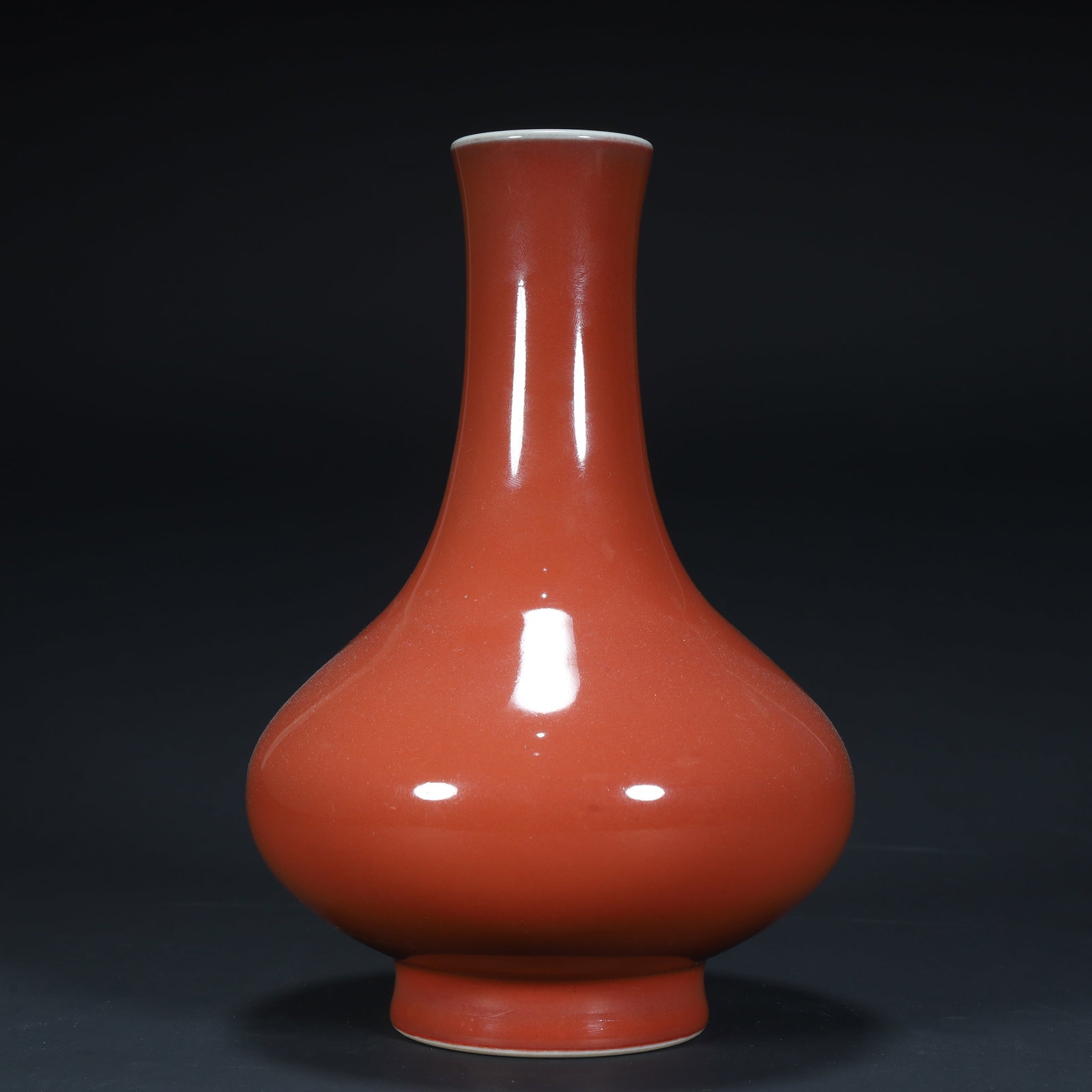 A Qing Qianlong official kiln Ji red glazed water chestnut bottle (1 of 7)