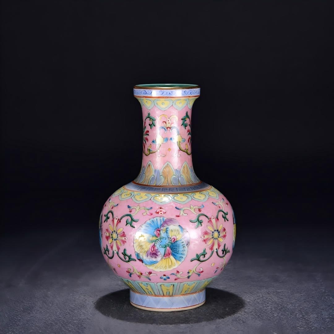 A Qing Qianlong red ground rolled road pattern enamel colorful butterfly picture bottle: Qing Qianlong red ground rolled road pattern enamel colorful butterfly picture bottle SIZE: H:21cm W:12cm (The Dimensions Of All Batches Are Manually Measured.If You Need More Detailed Information, Pl