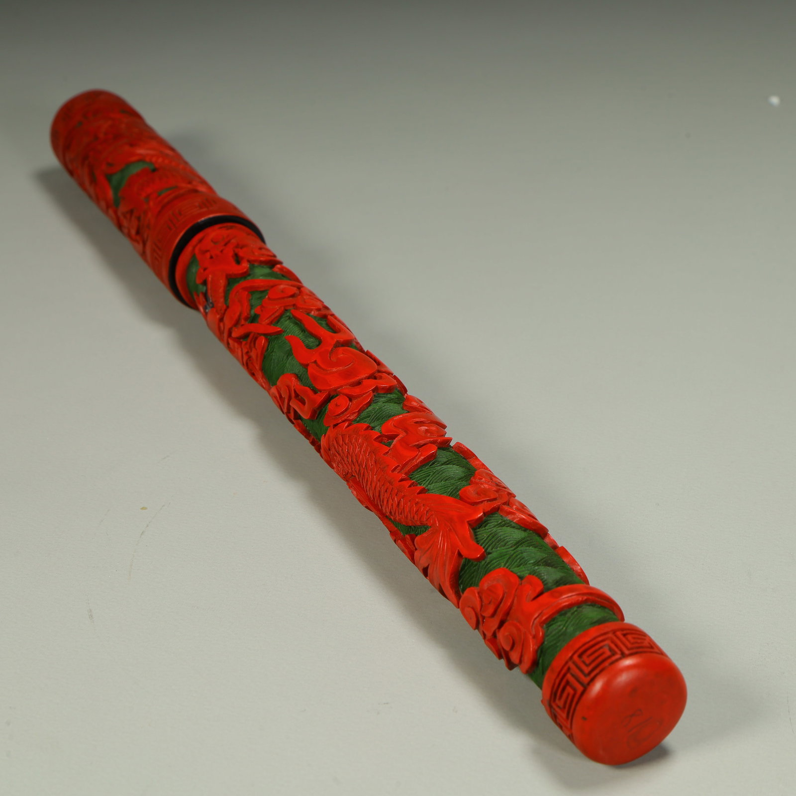 A red and green cloud dragon pattern brush - 11