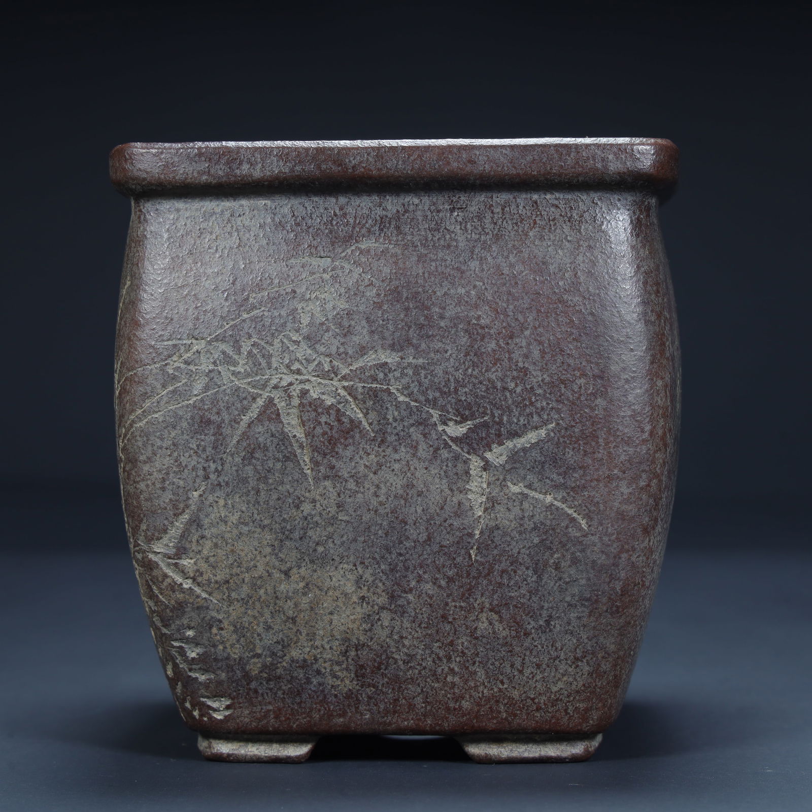 A Qing Dynasty purple sand carved bamboo pattern incense burner: Qing Dynasty purple sand carved bamboo pattern incense burner SIZE: H:10cm L:9.5cm W:9.5cm W:495g (The Dimensions Of All Batches Are Manually Measured.If You Need More Detailed Information, Please Con