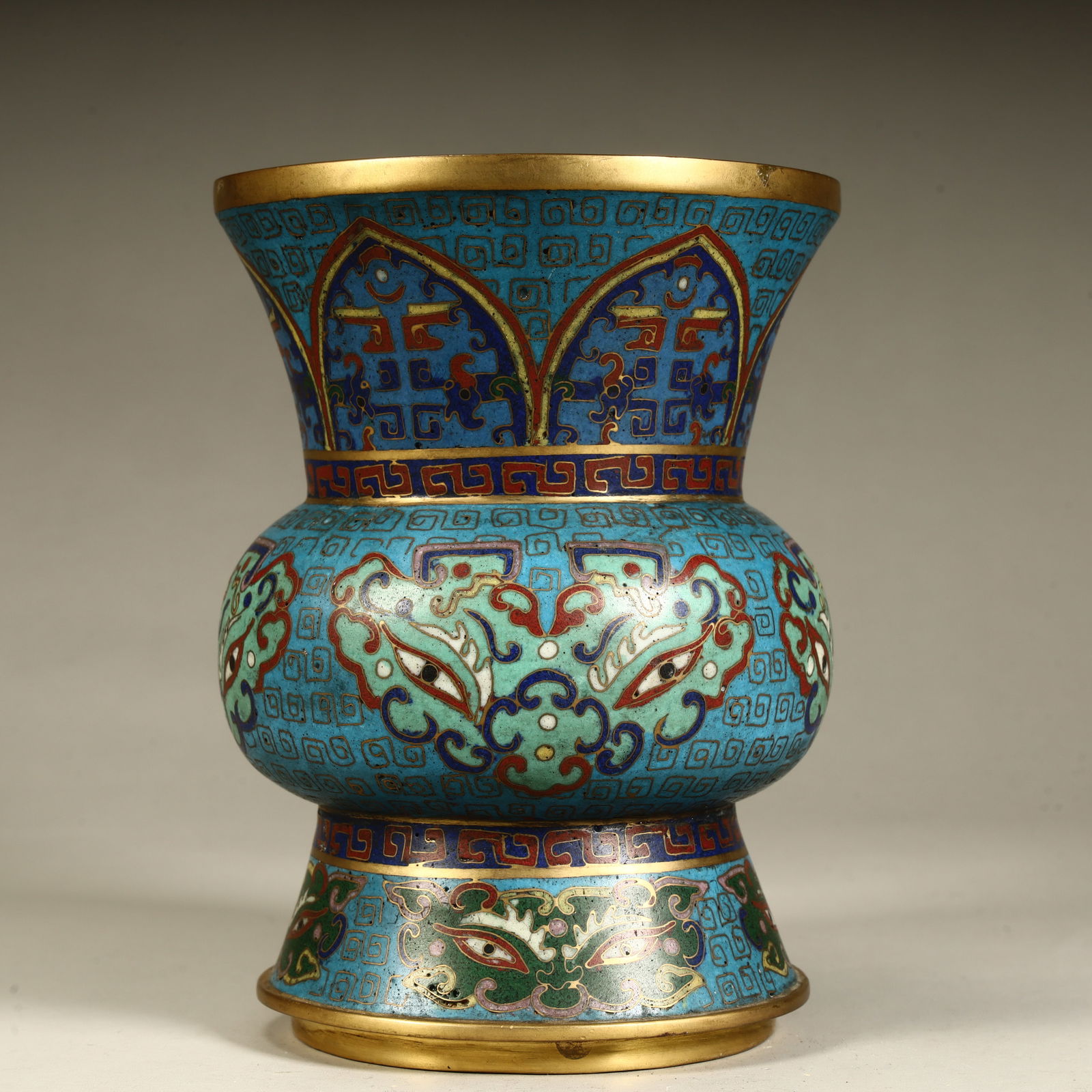 A Qing Dynasty copper tire cloisonné enamel animal face pattern (1 of 9)