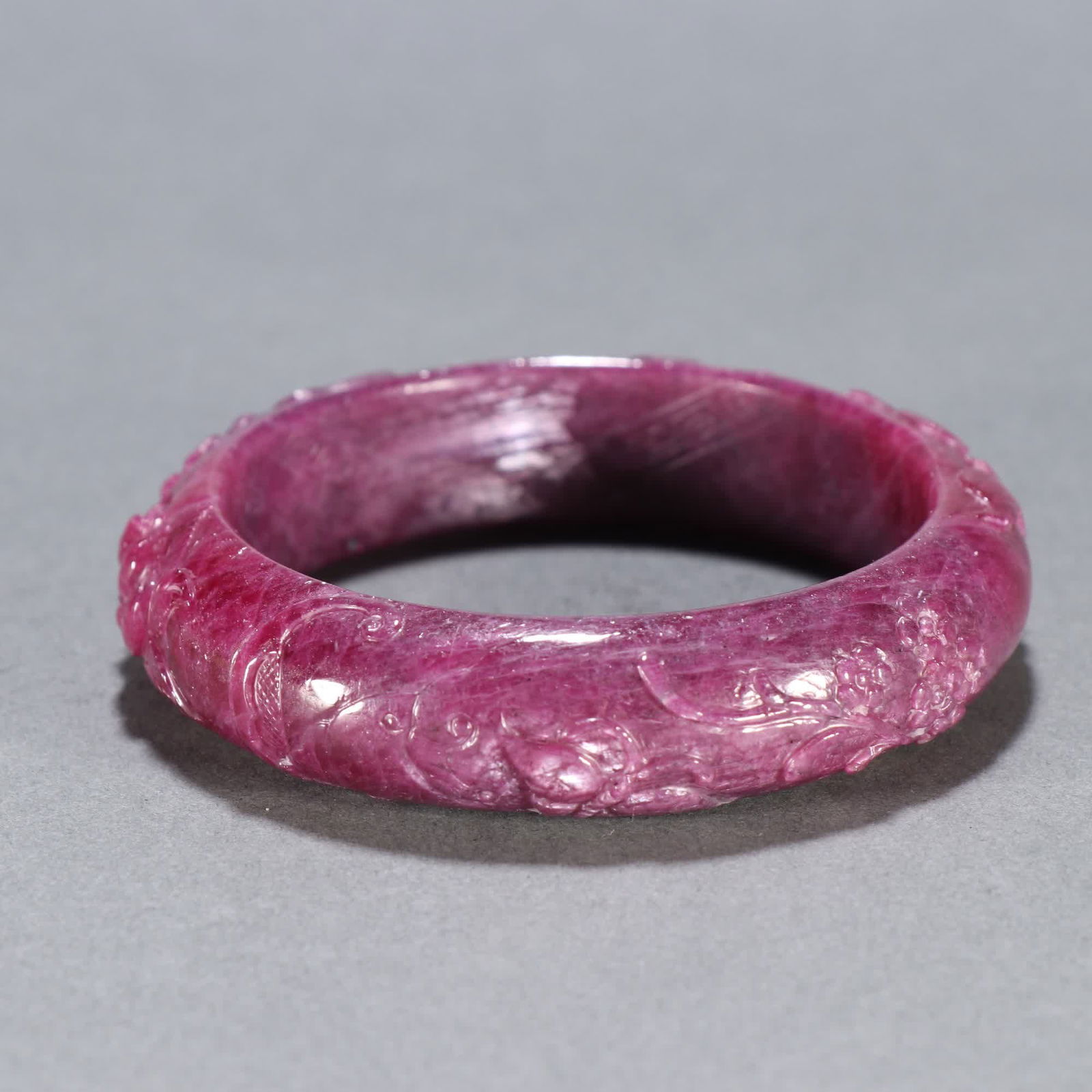 A Qing Dynasty ruby pattern bracelet - 5