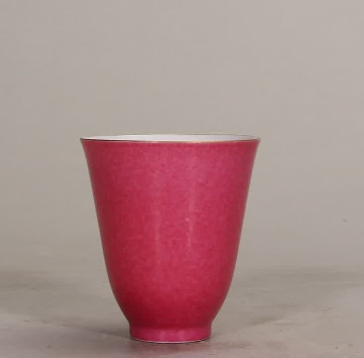 A carmine glazed bell cup of the Republic of China (1 of 9)