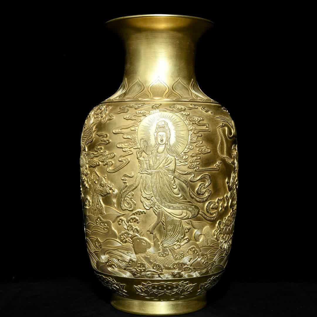 A Qing Qianlong gold relief Guanyin lantern bottle (1 of 9)