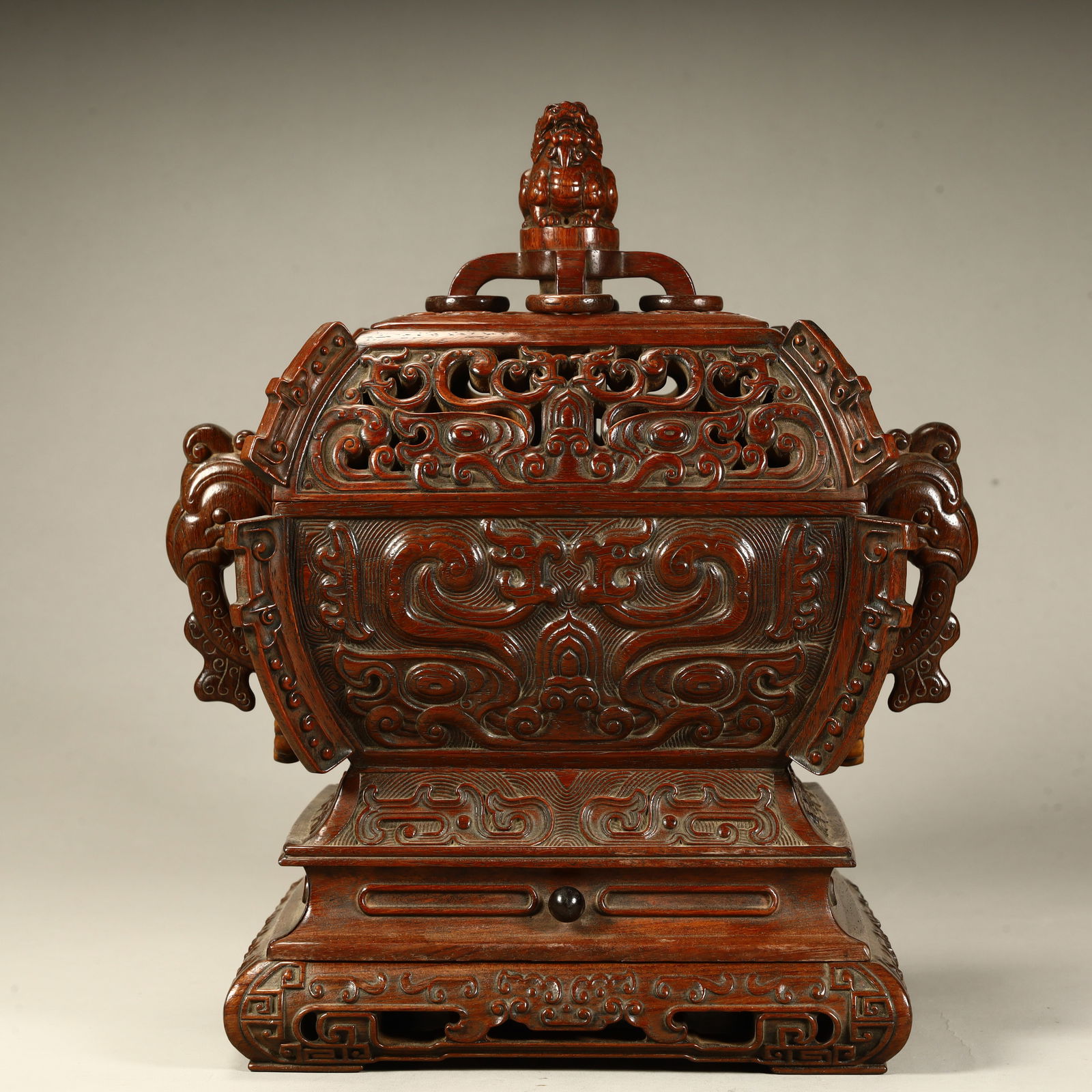 A Qing Dynasty boutique Huanghuali aroma diffuser stove (1 of 10)
