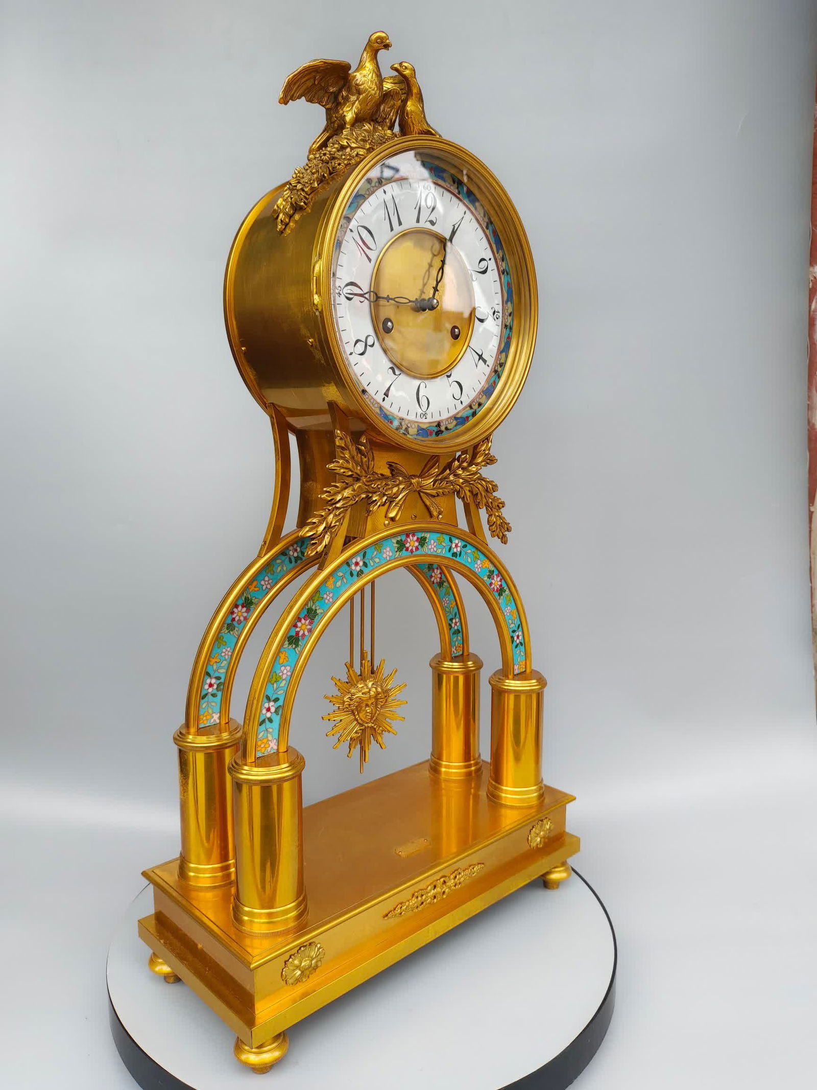 A gilt cast copper mechanical table clock - 2